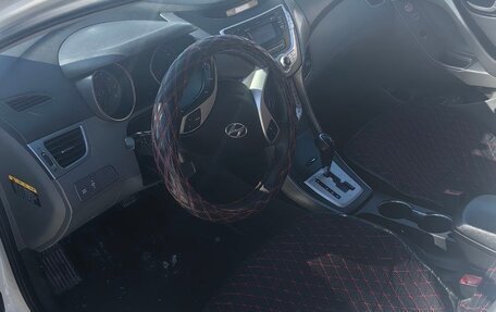 Hyundai Avante, 2011 год, 575 000 рублей, 3 фотография