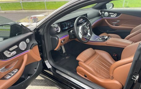 Mercedes-Benz E-Класс, 2018 год, 4 500 000 рублей, 6 фотография