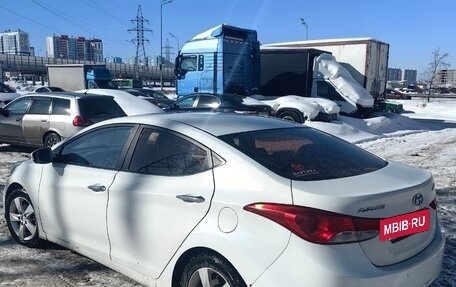 Hyundai Avante, 2011 год, 575 000 рублей, 2 фотография