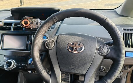 Toyota Prius Alpha I (ZVW40/41), 2014 год, 1 270 000 рублей, 5 фотография