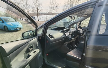 Toyota Prius Alpha I (ZVW40/41), 2014 год, 1 270 000 рублей, 8 фотография