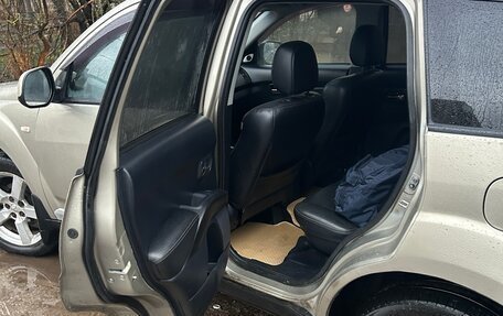 Mitsubishi Outlander III рестайлинг 3, 2008 год, 850 000 рублей, 10 фотография