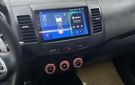 Mitsubishi Outlander III рестайлинг 3, 2008 год, 850 000 рублей, 17 фотография