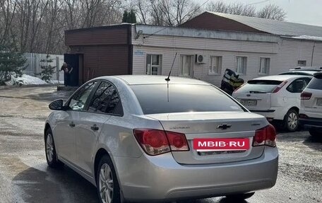 Chevrolet Cruze II, 2010 год, 730 000 рублей, 7 фотография