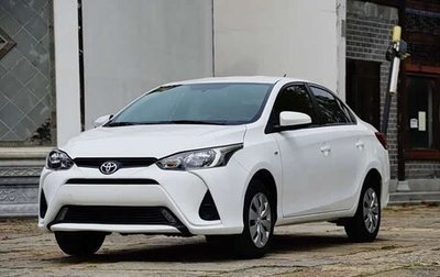 Toyota Yaris XP150 рестайлинг, 2022 год, 1 070 000 рублей, 1 фотография