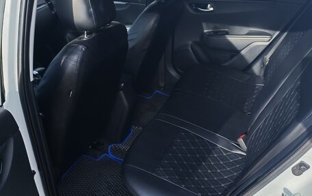 KIA Rio IV, 2018 год, 1 650 000 рублей, 8 фотография