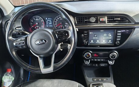 KIA Rio IV, 2018 год, 1 650 000 рублей, 10 фотография