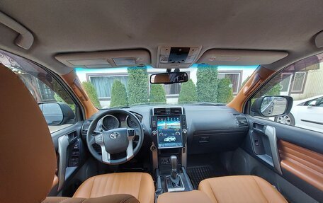 Toyota Land Cruiser Prado 150 рестайлинг 2, 2012 год, 2 800 000 рублей, 2 фотография