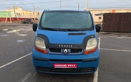 Renault Trafic, 2005 год, 850 000 рублей, 1 фотография