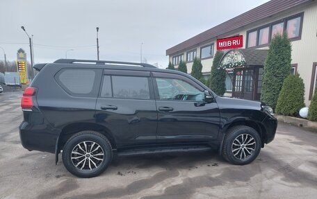Toyota Land Cruiser Prado 150 рестайлинг 2, 2012 год, 2 800 000 рублей, 7 фотография