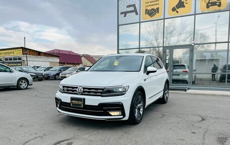 Volkswagen Tiguan II, 2017 год, 2 379 000 рублей, 2 фотография