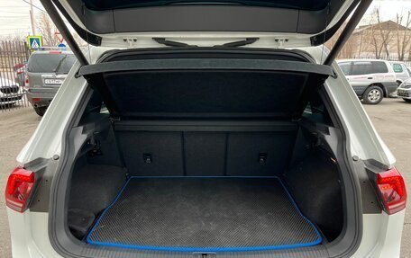 Volkswagen Tiguan II, 2017 год, 2 379 000 рублей, 12 фотография