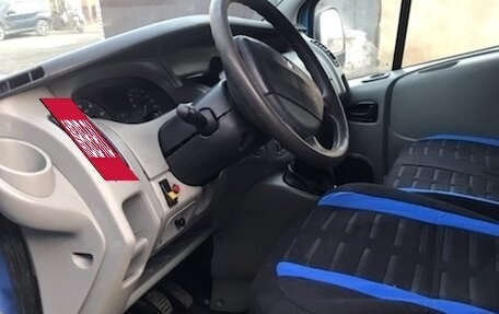 Renault Trafic, 2005 год, 850 000 рублей, 9 фотография