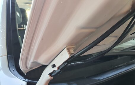 Toyota Land Cruiser Prado 150 рестайлинг 2, 2018 год, 7 200 000 рублей, 13 фотография