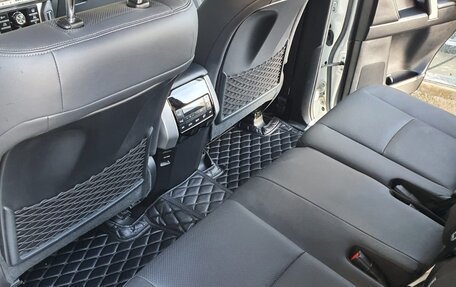 Toyota Land Cruiser Prado 150 рестайлинг 2, 2018 год, 7 200 000 рублей, 11 фотография