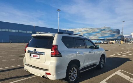 Toyota Land Cruiser Prado 150 рестайлинг 2, 2018 год, 7 200 000 рублей, 28 фотография