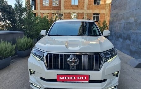 Toyota Land Cruiser Prado 150 рестайлинг 2, 2018 год, 7 200 000 рублей, 22 фотография