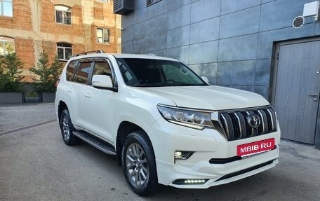 Toyota Land Cruiser Prado 150 рестайлинг 2, 2018 год, 7 200 000 рублей, 23 фотография