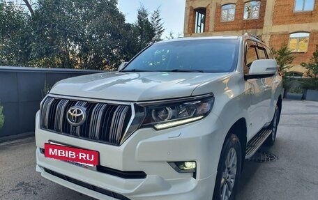 Toyota Land Cruiser Prado 150 рестайлинг 2, 2018 год, 7 200 000 рублей, 21 фотография