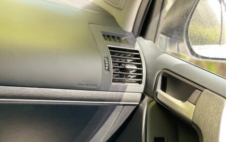 Toyota Land Cruiser Prado 150 рестайлинг 2, 2018 год, 7 200 000 рублей, 33 фотография