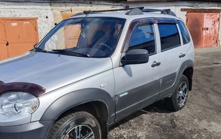 Chevrolet Niva I рестайлинг, 2020 год, 615 000 рублей, 2 фотография