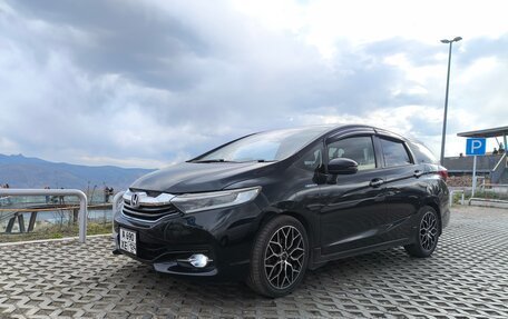 Honda Shuttle II, 2015 год, 1 080 000 рублей, 2 фотография