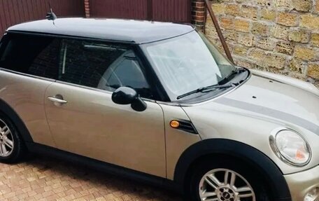 MINI Hatch, 2010 год, 820 000 рублей, 3 фотография