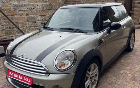 MINI Hatch, 2010 год, 820 000 рублей, 2 фотография