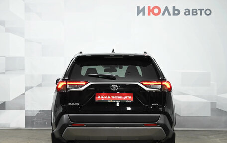 Toyota RAV4, 2021 год, 4 350 000 рублей, 5 фотография