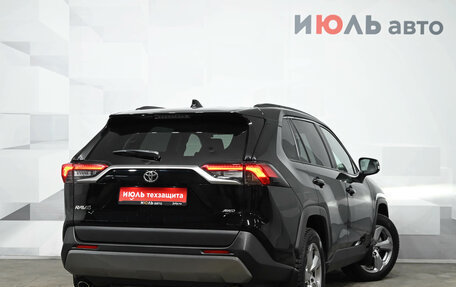 Toyota RAV4, 2021 год, 4 350 000 рублей, 6 фотография