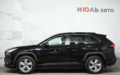 Toyota RAV4, 2021 год, 4 350 000 рублей, 7 фотография