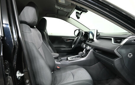 Toyota RAV4, 2021 год, 4 350 000 рублей, 9 фотография