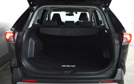 Toyota RAV4, 2021 год, 4 350 000 рублей, 11 фотография