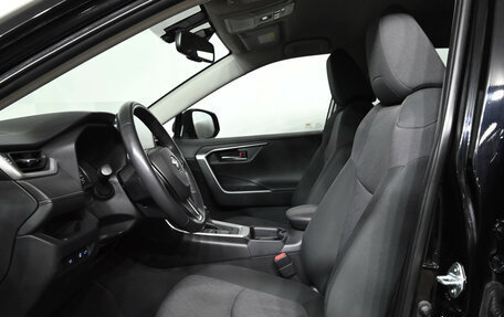 Toyota RAV4, 2021 год, 4 350 000 рублей, 18 фотография