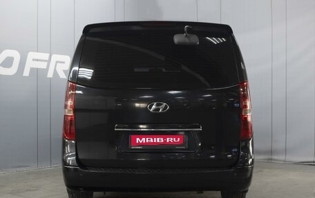 Hyundai Grand Starex Grand Starex I рестайлинг 2, 2008 год, 960 000 рублей, 4 фотография