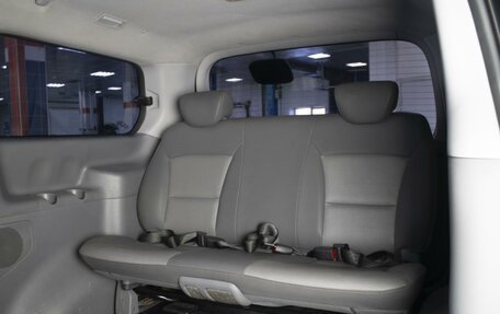 Hyundai Grand Starex Grand Starex I рестайлинг 2, 2008 год, 960 000 рублей, 9 фотография