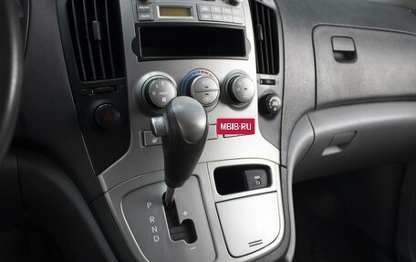 Hyundai Grand Starex Grand Starex I рестайлинг 2, 2008 год, 960 000 рублей, 13 фотография