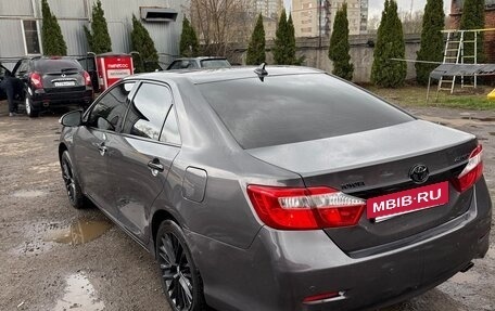 Toyota Camry, 2014 год, 1 450 000 рублей, 4 фотография