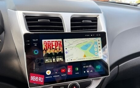 Hyundai Solaris II рестайлинг, 2013 год, 950 000 рублей, 30 фотография