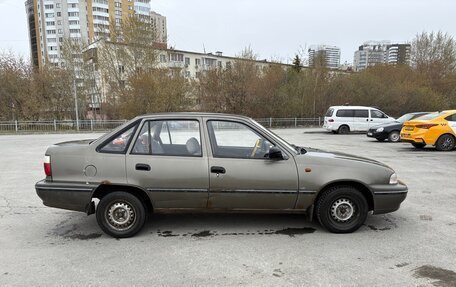 Daewoo Nexia I рестайлинг, 2004 год, 100 000 рублей, 2 фотография