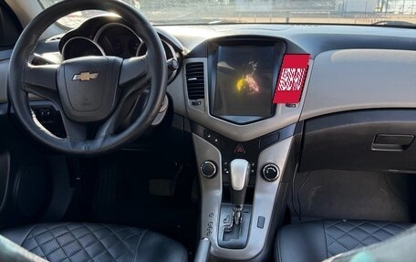 Chevrolet Cruze II, 2011 год, 670 000 рублей, 5 фотография