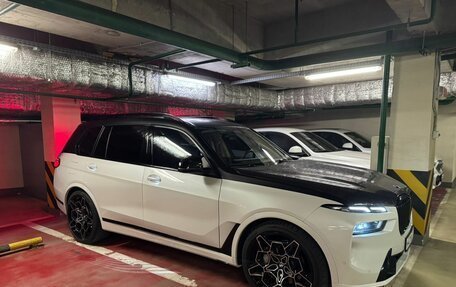 BMW X7, 2022 год, 9 990 000 рублей, 2 фотография