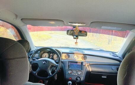 Mitsubishi Outlander III рестайлинг 3, 2006 год, 710 000 рублей, 16 фотография