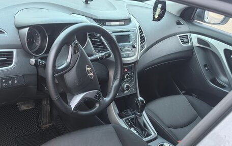 Hyundai Elantra V, 2015 год, 840 000 рублей, 6 фотография