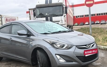 Hyundai Elantra V, 2015 год, 840 000 рублей, 2 фотография