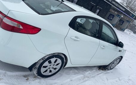 KIA Rio III рестайлинг, 2012 год, 800 000 рублей, 3 фотография