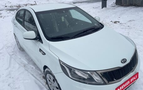 KIA Rio III рестайлинг, 2012 год, 800 000 рублей, 2 фотография