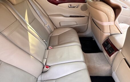 Lexus LS IV, 2008 год, 1 945 000 рублей, 23 фотография