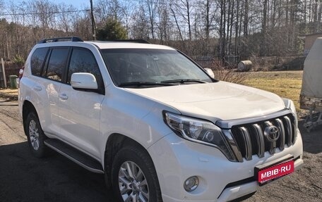 Toyota Land Cruiser Prado 150 рестайлинг 2, 2015 год, 3 800 000 рублей, 1 фотография