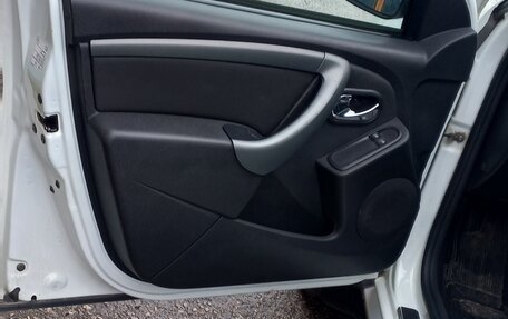 Renault Duster I рестайлинг, 2019 год, 1 600 000 рублей, 4 фотография